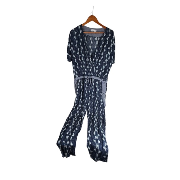 Velvet By Graham & Spencer Navy/White Narvan Ikat Jumpsuit Sz XL - Picture 3 of 8